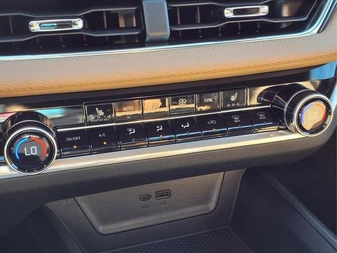 New 2026 Chevrolet Equinox ACTIV image 14