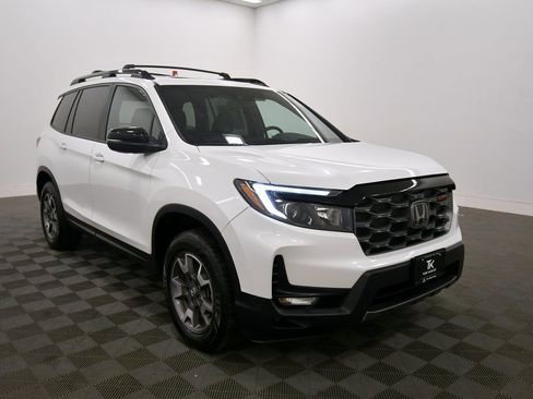 Certified 2022 Honda Passport TrailSport image 10