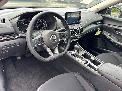 New 2025 Nissan Sentra SV w/ Trunk Package image 11