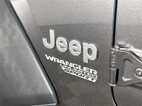 Used 2020 Jeep Wrangler Unlimited Sport S image 27