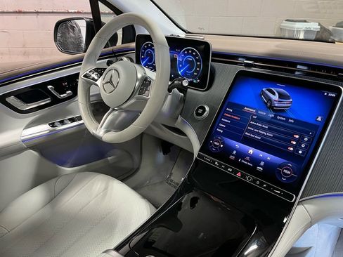 Used 2024 Mercedes-Benz EQE 350+ 4MATIC SUV image 21