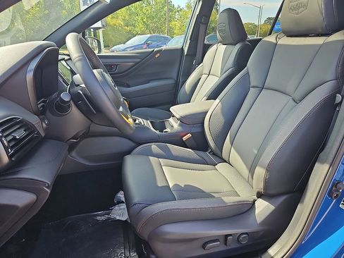 Used 2025 Subaru Outback Wilderness w/ Wilderness Package image 9