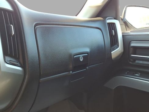 Used 2018 Chevrolet Silverado 1500 LT w/ All Star Edition image 15