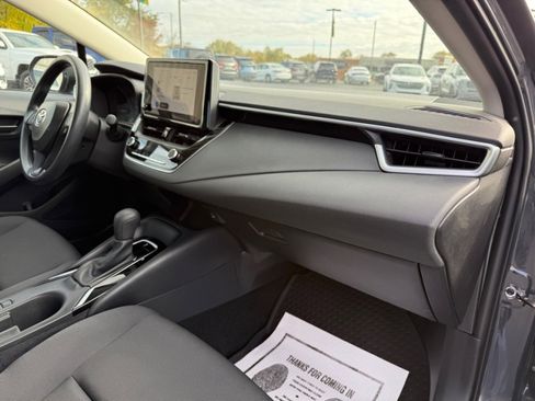Used 2024 Toyota Corolla LE image 12
