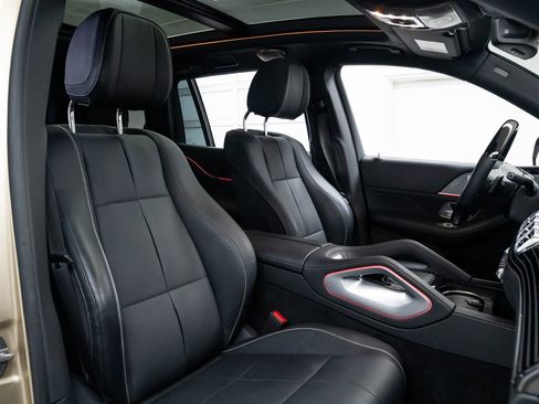 Used 2023 Mercedes-Benz Maybach GLS 600 4MATIC image 27