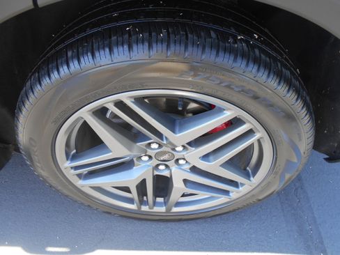 Used 2025 Ford Explorer ST AWD/4WD image 15