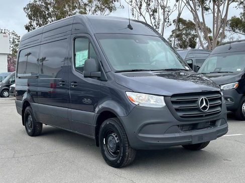 New 2024 Mercedes-Benz Sprinter 144 Cargo image 18
