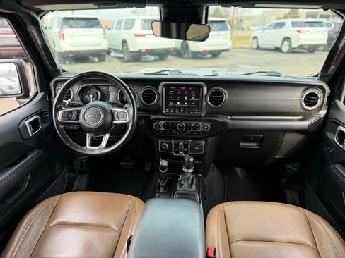 Used 2022 Jeep Wrangler Unlimited Sahara w/ Cold Weather Group image 2