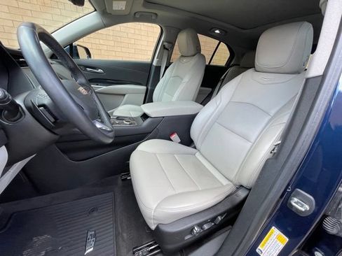 Certified 2021 Cadillac XT4 Premium Luxury w/ Enhanced Visibility Package AWD/4WD image 11