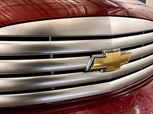 Used 2009 Chevrolet HHR LS image 29