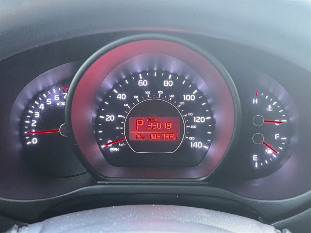 Used 2016 Kia Soul FWD image 24