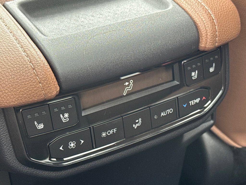 New 2026 Toyota Grand Highlander AWD image 16