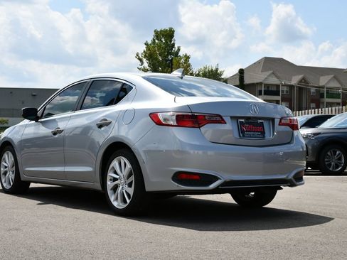 Used 2017 Acura ILX FWD image 6