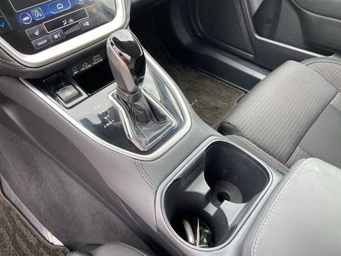 Used 2024 Subaru Outback Premium image 40
