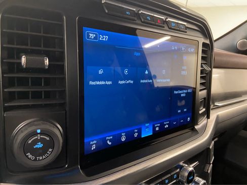 Used 2022 Ford F150 Lariat w/ Equipment Group 502A High image 27