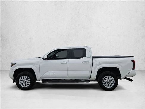 Used 2024 Toyota Tacoma SR5 RWD image 9