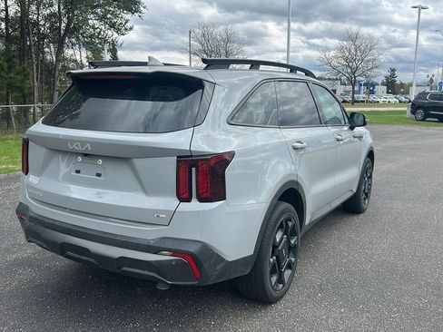 Used 2024 Kia Sorento X-Line EX AWD/4WD image 7