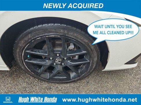 Used 2023 Honda Civic Sport image 8