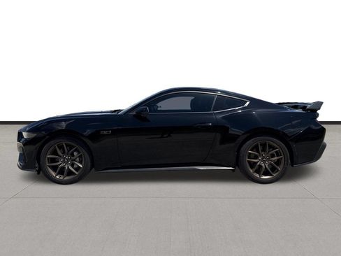 Used 2025 Ford Mustang GT Premium RWD image 8