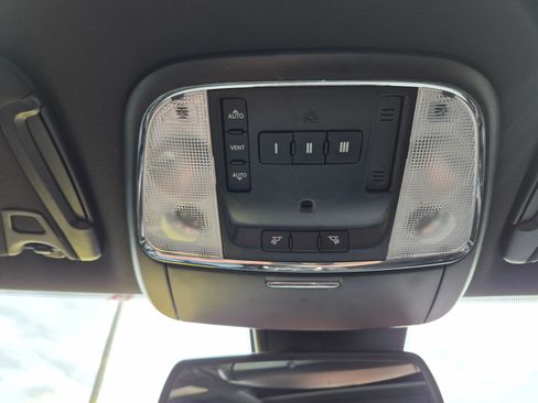 Used 2016 Dodge Charger R/T RWD image 27