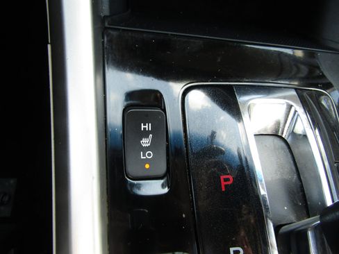 Used 2017 Honda Accord EX-L image 24