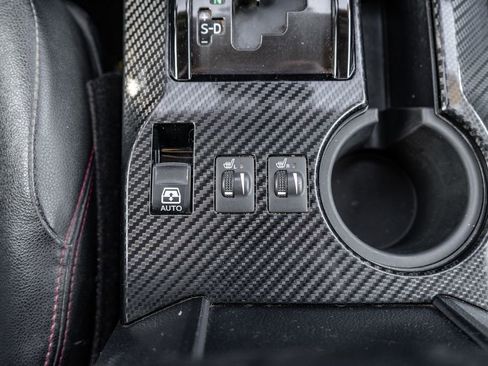 Used 2018 Toyota 4Runner TRD Off-Road Premium image 27