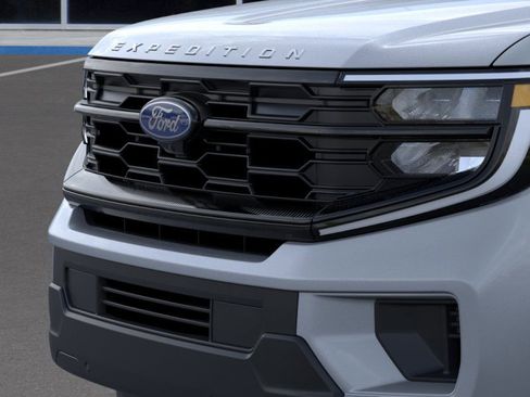 New 2026 Ford Expedition Active image 46