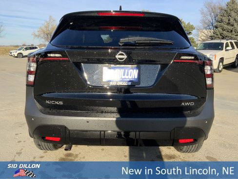 New 2026 Nissan Kicks SV w/ SV Premium Package image 4