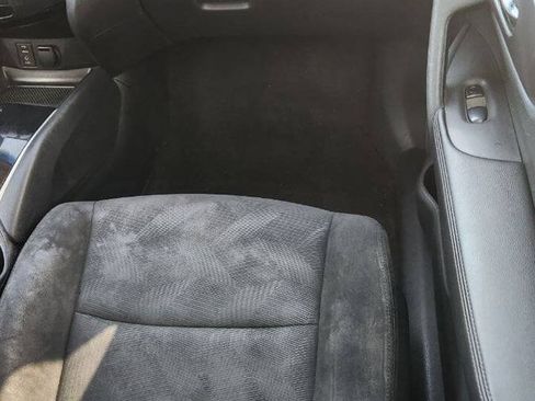 Used 2016 Nissan Rogue S FWD image 14