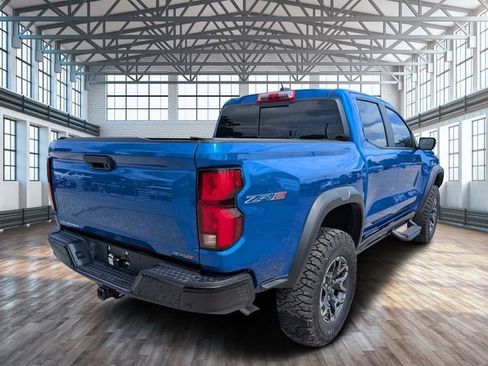 Used 2023 Chevrolet Colorado ZR2 w/ ZR2 Convenience Package III AWD/4WD image 4
