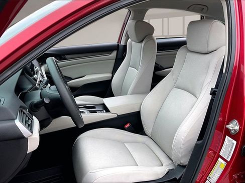 Used 2018 Honda Accord LX image 21