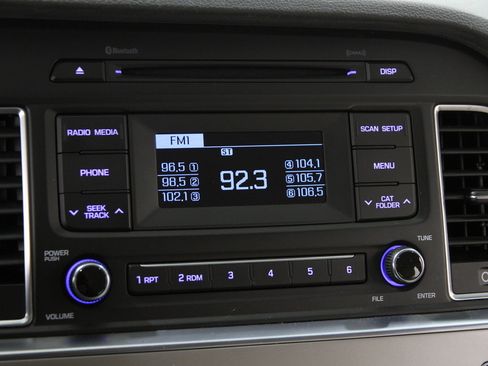 Used 2015 Hyundai Sonata SE image 10