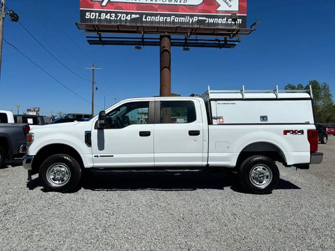 Used 2022 Ford F250 XL w/ Power Equipment Group AWD/4WD image 2
