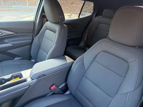 New 2026 Chevrolet Equinox EV LT w/ Comfort Package image 9