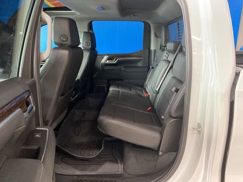 Certified 2025 GMC Sierra 1500 Elevation w/ Elevation Premium Package image 12