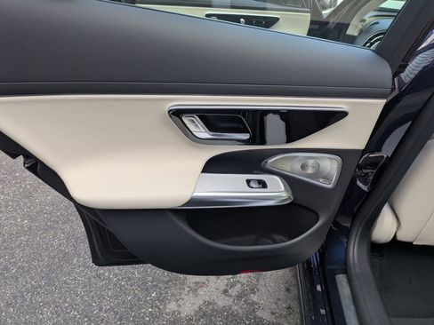 New 2026 Mercedes-Benz E 350 4MATIC Sedan image 17