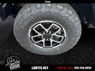 New 2025 Jeep Wrangler Unlimited Rubicon w/ Technology Group