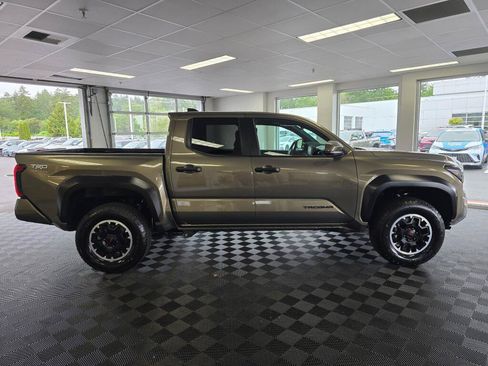 Used 2024 Toyota Tacoma TRD Off-Road AWD/4WD image 2