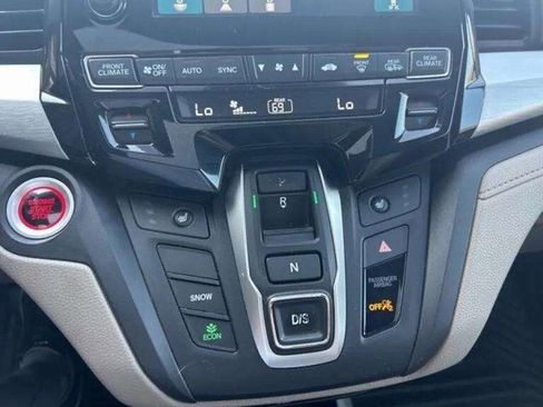 Used 2018 Honda Odyssey EX-L image 18