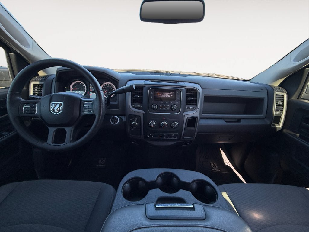 Used 2017 RAM 2500 Tradesman w/ Chrome Appearance Group AWD/4WD image 12