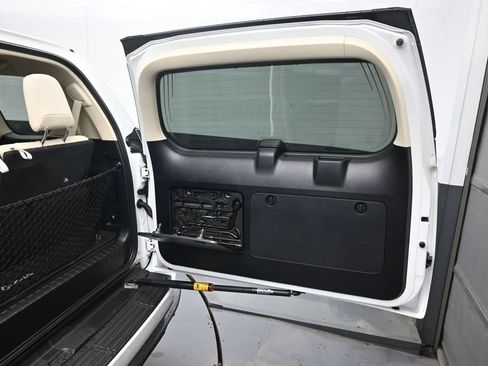 Used 2023 Lexus GX 460 Premium AWD/4WD image 34