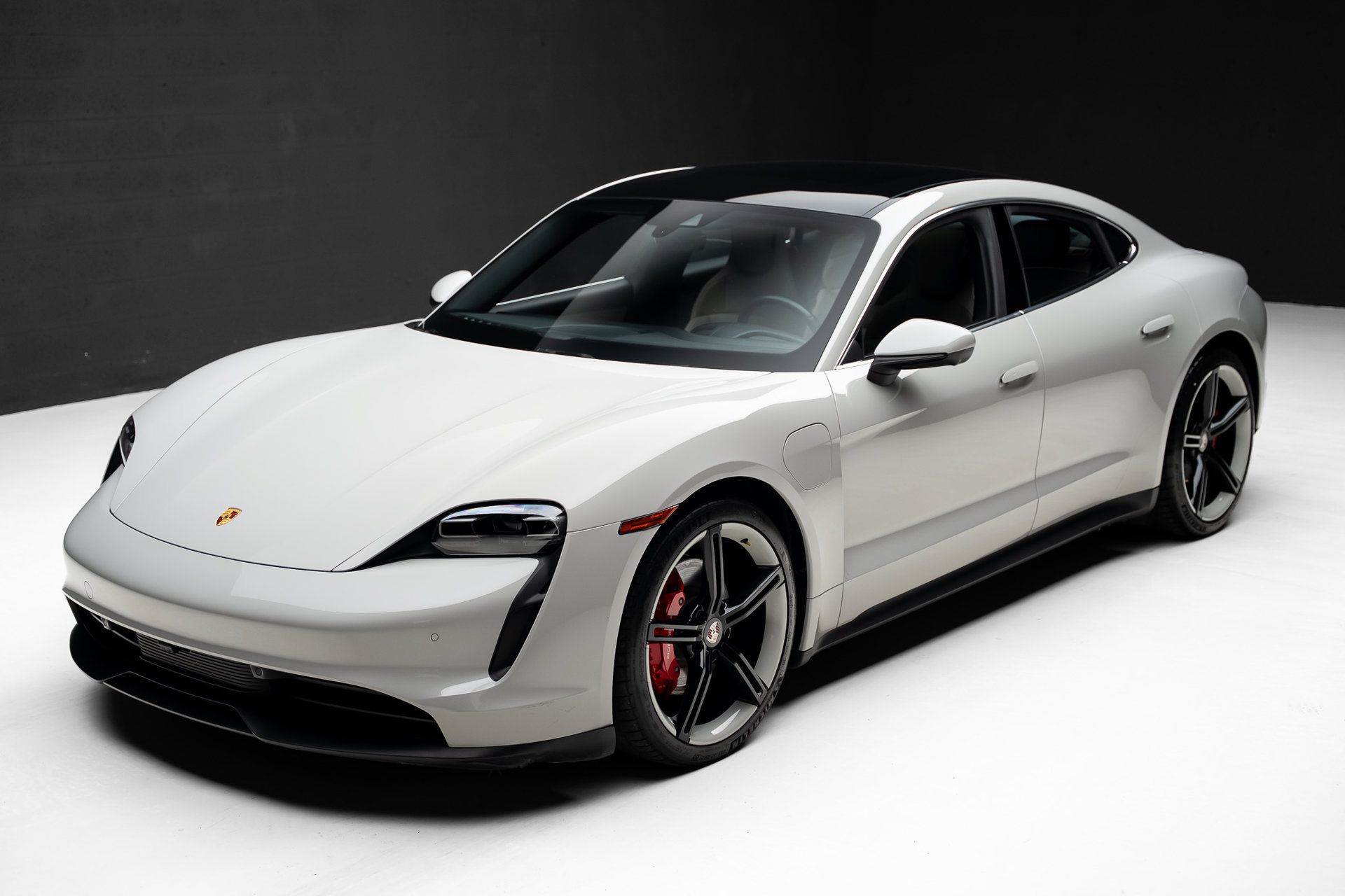Used 2022 Porsche Taycan 4S AWD/4WD image 5
