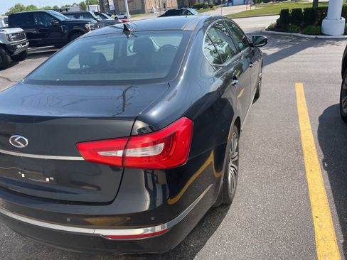 Used 2014 Kia Cadenza Premium w/ Luxury Package FWD image 15