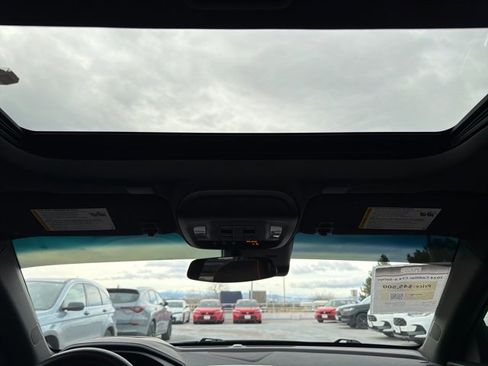 Used 2024 Cadillac CT4 V w/ LPO, ONYX Package image 15