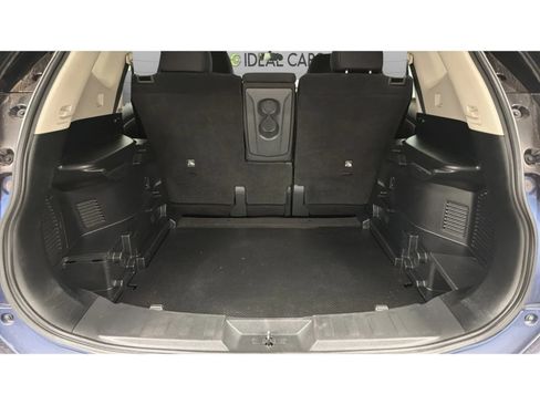 Used 2017 Nissan Rogue SV w/ SV Premium Package FWD image 18