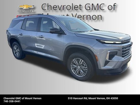 New 2026 Chevrolet Traverse LT w/ Driver Confidence Package image 8