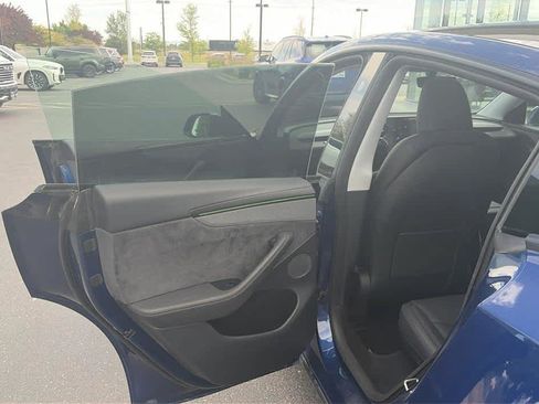 Used 2026 Tesla Model Y Long Range AWD/4WD image 13