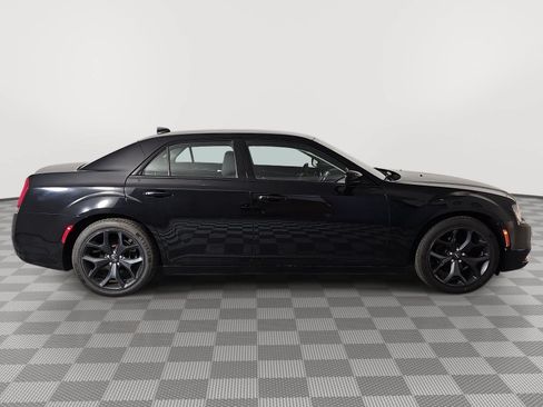 Used 2021 Chrysler 300 Touring w/ Sport Appearance Package RWD image 9