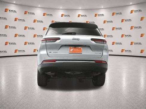 Used 2021 Jeep Grand Cherokee L Limited AWD/4WD image 46