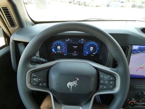 New 2026 Ford Bronco 2-Door AWD/4WD image 16